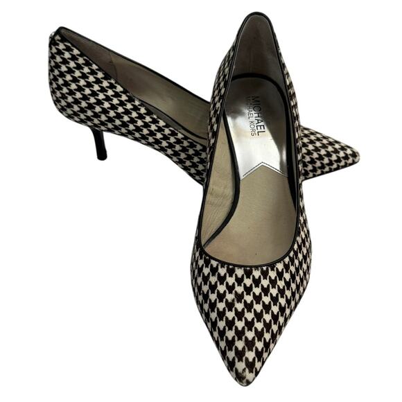 Michael Kors Mid Heel Pump 10 Cream and Brown Calf Hair Houndstooth Dorothy Flex - Picture 1 of 7